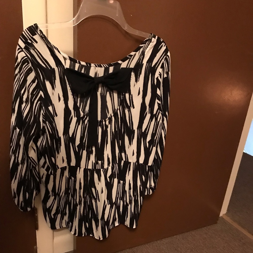 Charming Charlie blouse with bow